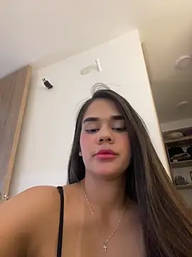 BellaLeclair online show from March 21, 7:19 pm