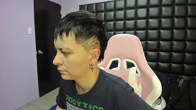  Hannah Hot online show from November 12, 12:58 pm