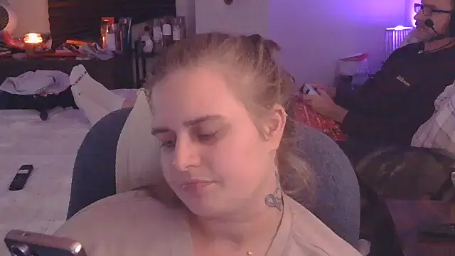 Snapshot of Sexyblonde12344 chatting on October 26, 12:28 am Sexyblonde12344 online show from October 26, 12:28 am