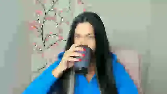 Lune Moon online show from April 19, 5:18 am