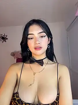 mandy222  online show from February 6, 7:01 am