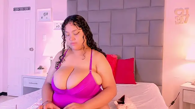 KITY HILL online show from October 4, 4:51 am