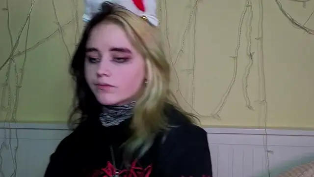 PortiaHedge online show from November 12, 6:17 pm