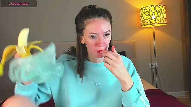 cutienaughtygirl online show from November 13, 11:53 am