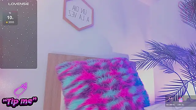 Hadid Jimenez  online show from November 5, 10:15 pm