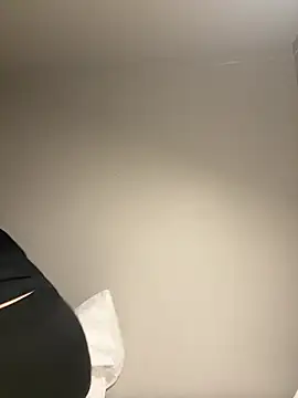 xena0501 online show from February 11, 2:18 pm