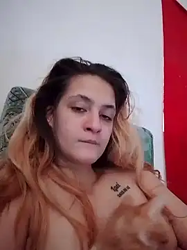 Themaskedgirl21 online show from January 11, 2:44 pm