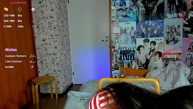 LucyRose3 online show from October 27, 3:35 am