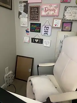 Juicystorm online show from February 6, 3:48 pm