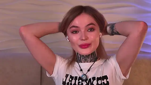 AriWild online show from November 12, 5:16 am