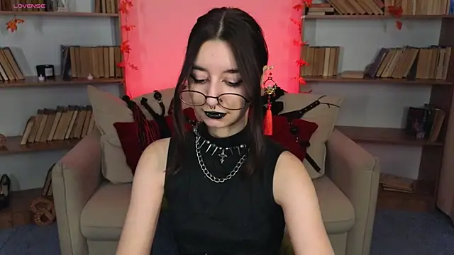 Mistress  Marcelline online show from September 20, 10:13 am