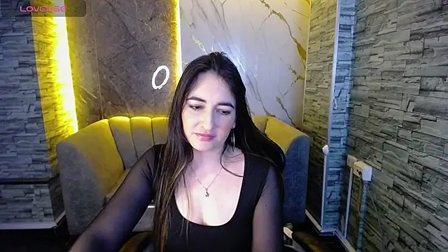 Snapshot of Soffi_betacur_b chatting on October 11, 8:11 pm Soffi betacur b online show from October 11, 8:11 pm