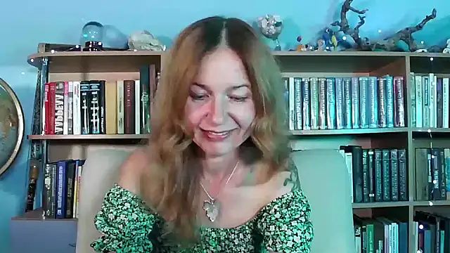 Foxilady357 online show from September 9, 2:17 pm