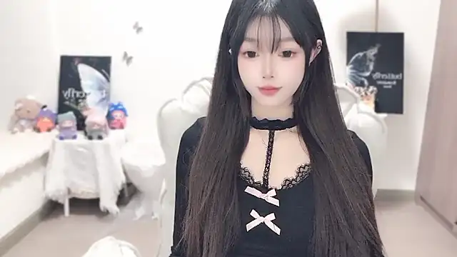 -EEBABY online show from November 28, 8:23 pm