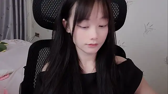 puppy-999 online show from May 26, 12:48 pm