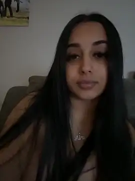 Snapshot of LilMisIndianx chatting on September 15, 6:54 am LilMisIndianx online show from September 15, 6:54 am