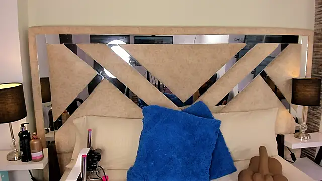 ximena vasquez8 online show from February 9, 3:53 am