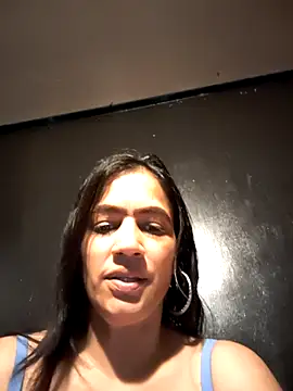 Snapshot of butterflykhash89 chatting on October 14, 2:47 am butterflykhash89 online show from October 14, 2:47 am