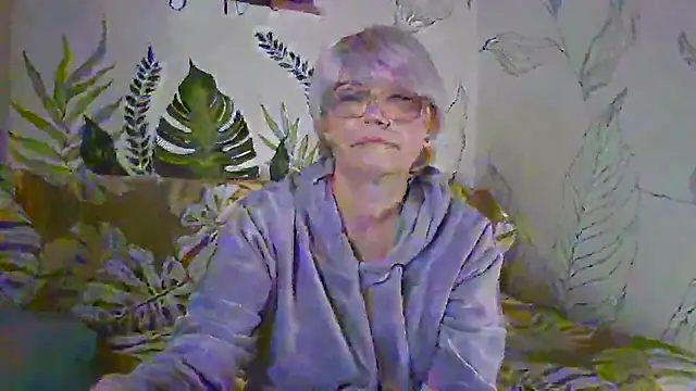 Catty Lady online show from December 21, 10:13 pm