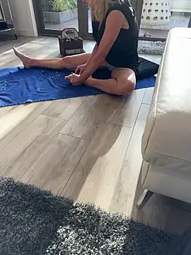 Reacher110565 online show from September 27, 7:04 am