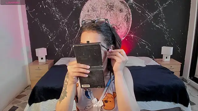 ZoeWestt online show from September 15, 12:35 pm