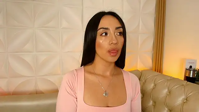 ana riveros online show from November 12, 4:10 am