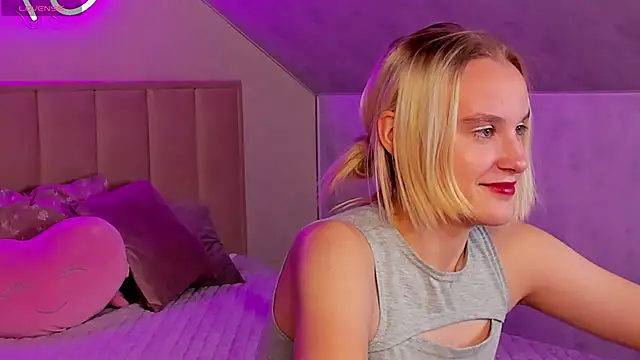 Carolin Miller online show from October 21, 6:06 am