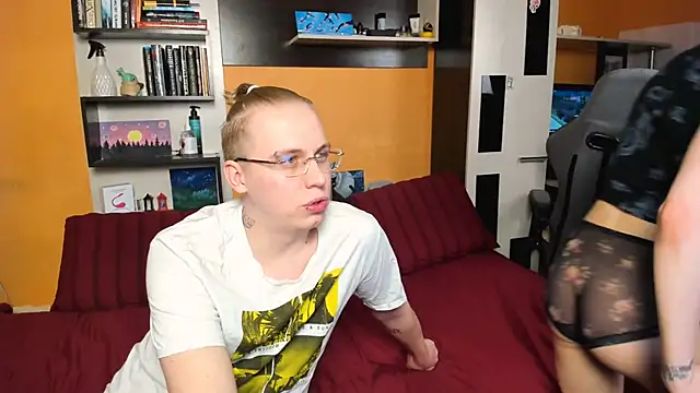 SammySccott online show from April 16, 12:49 pm