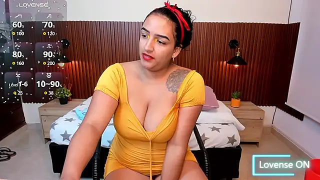 ElectraRose  online show from December 15, 11:59 am