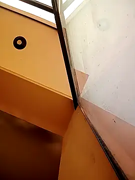 vea m online show from March 30, 3:22 pm