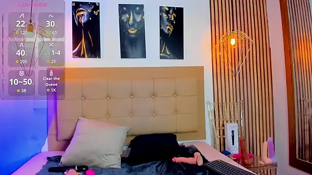  samanthaa foxx online show from November 17, 11:22 am