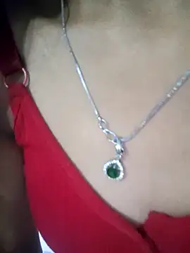 Snapshot of Mahira568 chatting on September 27, 8:05 pm Mahira568 online show from September 27, 8:05 pm