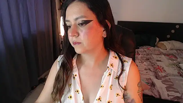 Abbyjoness21 online show from January 7, 8:12 pm