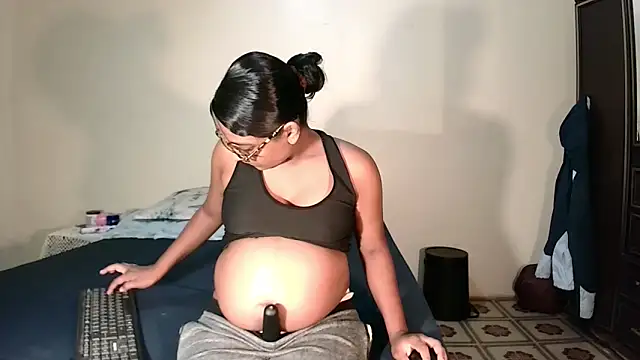 indiansweetflava online show from March 7, 6:48 pm