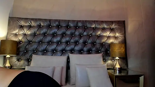 ValentinaBreats online show from September 26, 12:03 pm