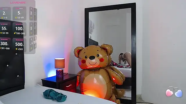 miascarlet 16 online show from September 17, 2:26 pm