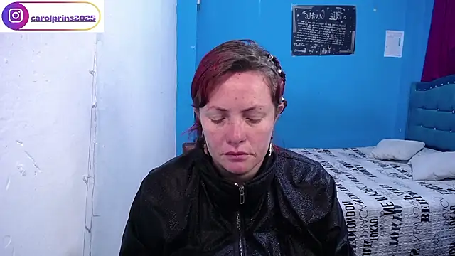 carolinhe  online show from March 27, 12:17 pm