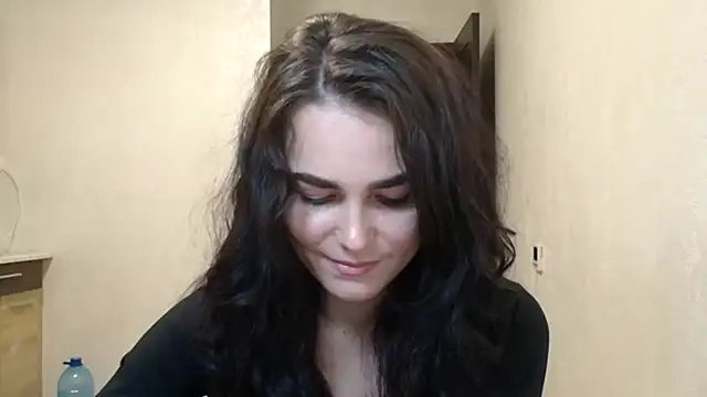 Silviaa a online show from October 10, 9:31 pm