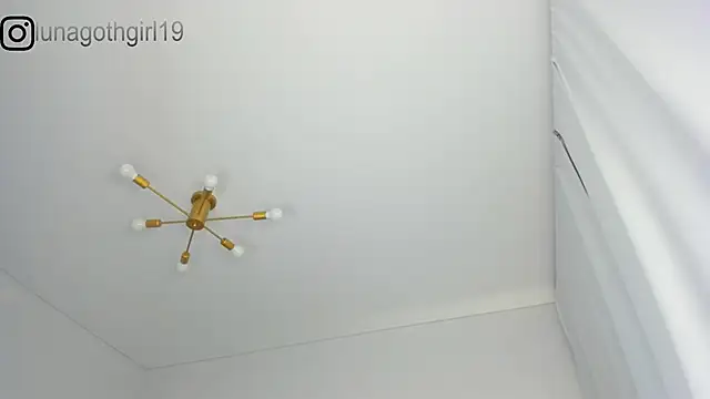 IamLuna2006 online show from October 29, 5:12 am