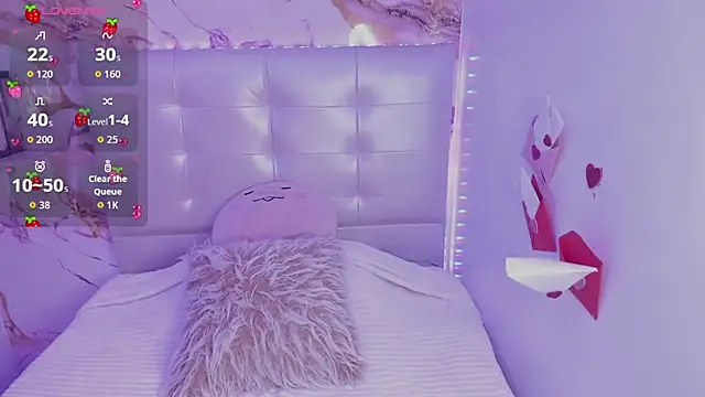 Anna Blade  online show from March 29, 3:00 pm