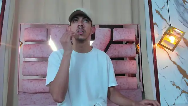 kameron and Nick online show from November 22, 7:38 pm