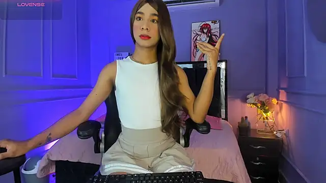 SwettRenata  online show from March 22, 12:55 pm