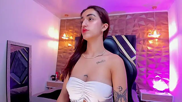 LexiVie  online show from September 17, 11:14 pm