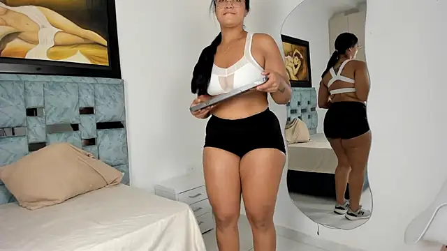 tamara lovv online show from September 29, 12:21 pm