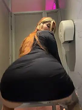 YunoRose  online show from February 15, 8:02 am