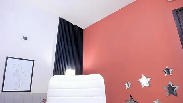 Snapshot of emily_yeon chatting on September 12, 10:39 pm emily yeon online show from September 12, 10:39 pm
