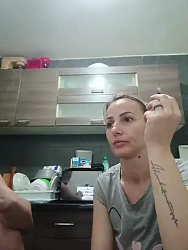 Aly-john1985 online show from October 6, 5:18 pm