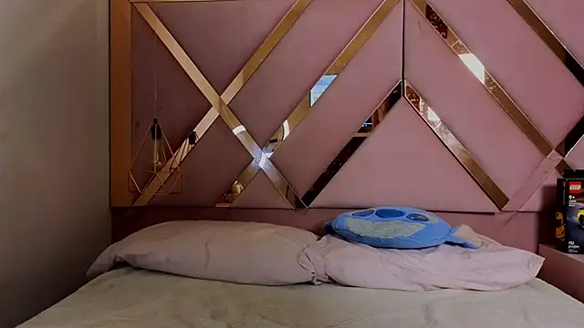 Sthephany grand online show from December 2, 5:26 pm