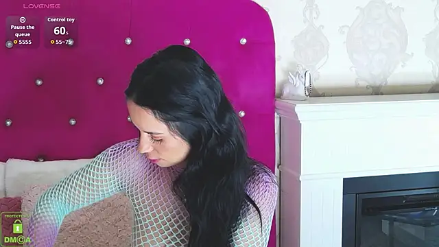 MaddySpears online show from October 1, 12:43 pm