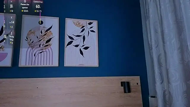 SarahMiler  online show from October 21, 11:58 am